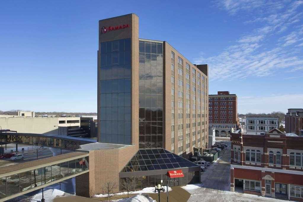 Best Western Plus Executive Residency Waterloo & Cedar Falls Ngoại thất bức ảnh