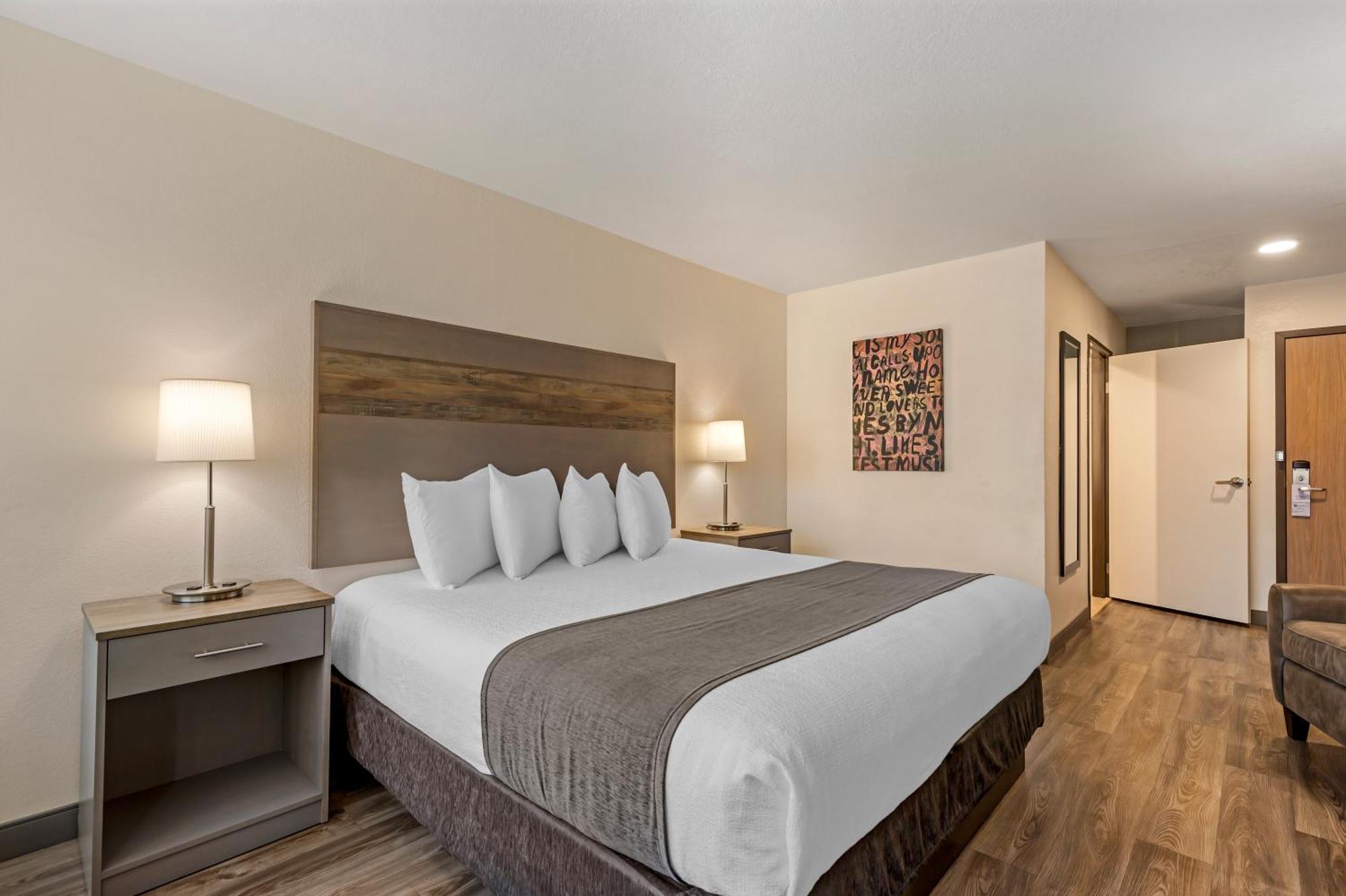 Best Western Plus Executive Residency Waterloo & Cedar Falls Ngoại thất bức ảnh